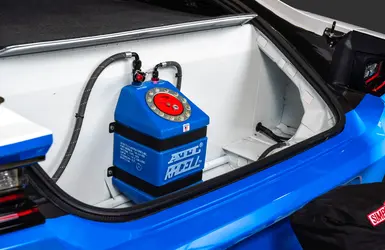 dragpak exterior 007